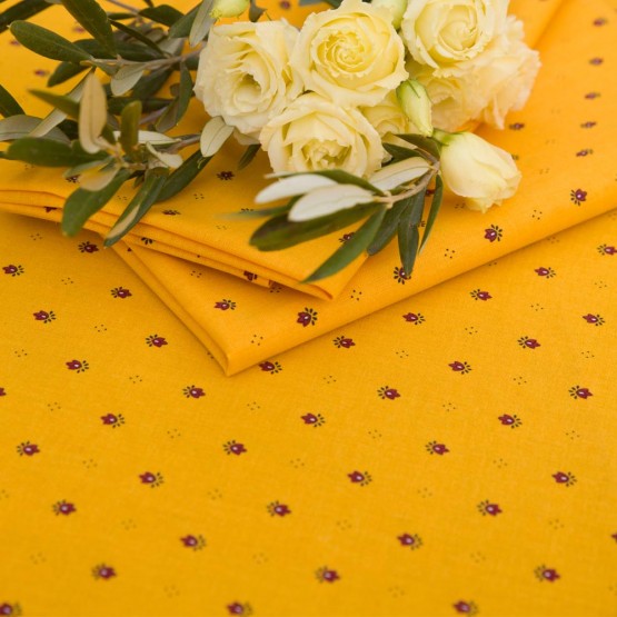 Beauvillé, Voltaire Yellow Tablecloth, 67 x 94