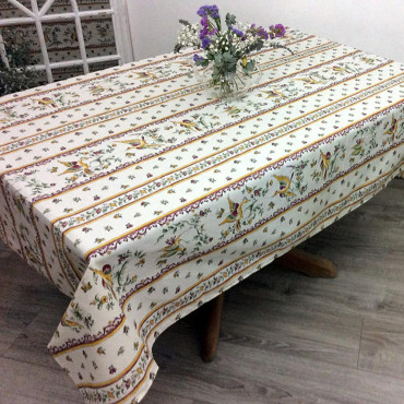 housse de table , Distribué par mctissus à Nice