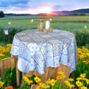 Nappe ronde 180 cm motif carrelage bleu – Un souffle méditerranéen pour une table pleine de charme et de fraîcheur.
